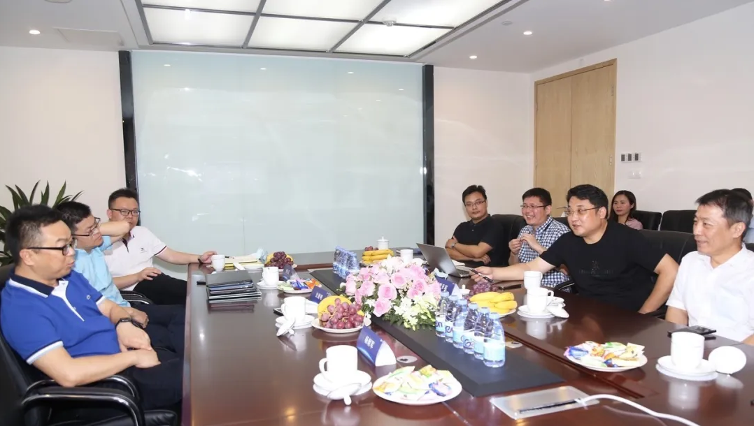上海松江區中山街道(dào)領導莅臨指導 | 助力六聯智能(néng)企業上市步伐 上海松江區中山街道(dào)領導莅臨指導 | 助力六聯智能(néng)企業上市步伐
