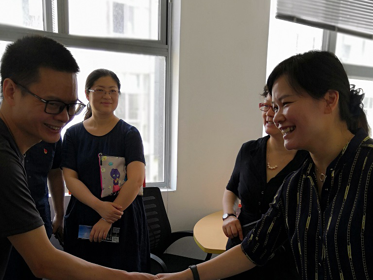 上海市委黨校領導來到上海六聯進(jìn)行參觀 上海市委黨校領導來到上海六聯進(jìn)行參觀